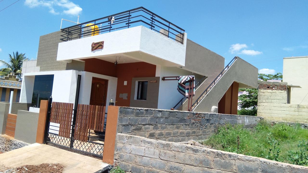 Duplex House Construction in Hubli Dharwad Karnataka - Premium duplex house elevation and building.
